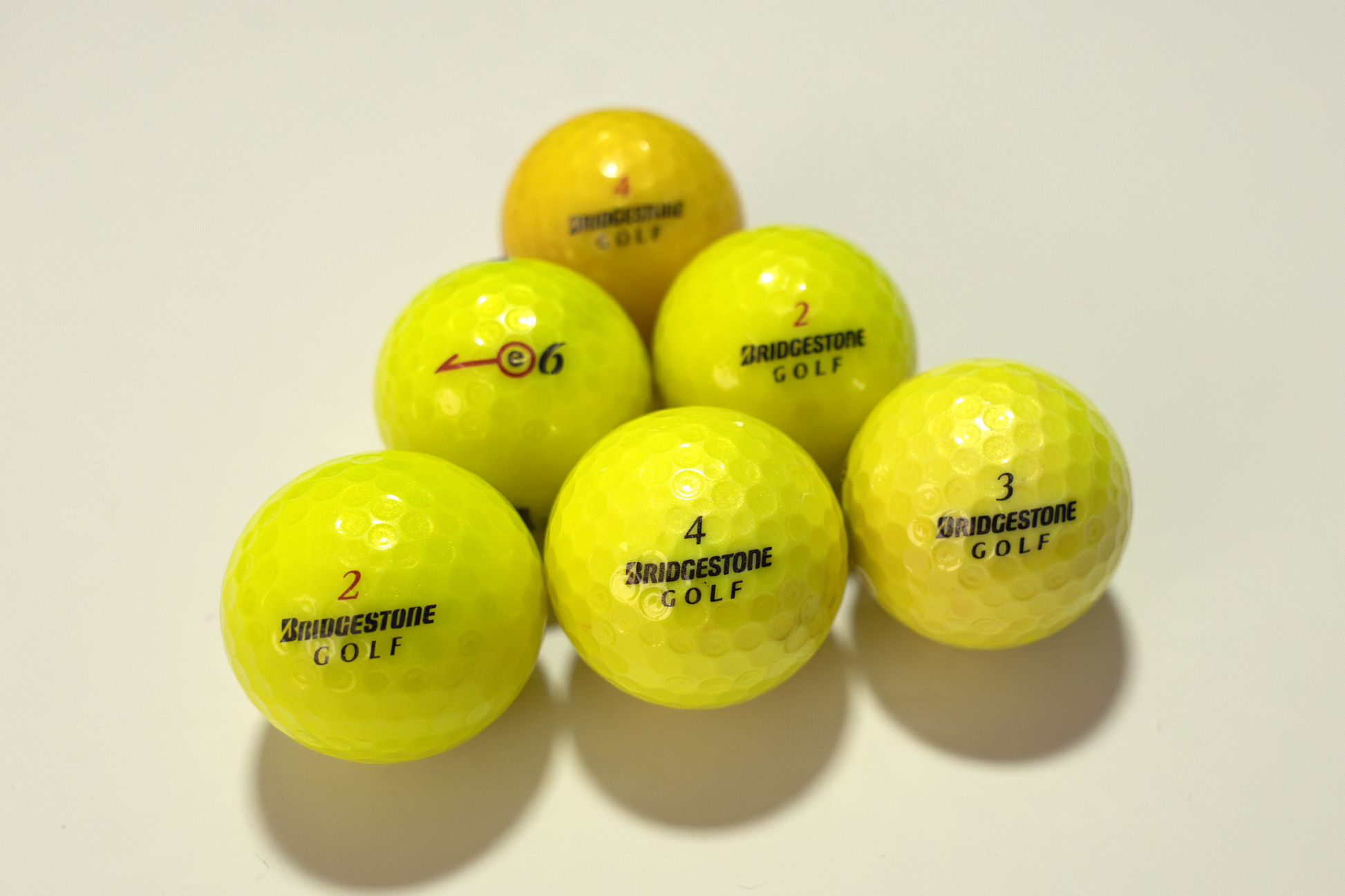 Used Bridgestone Yellow Mix - 1 Dozen golf balls – ZingerGolfBalls.com
